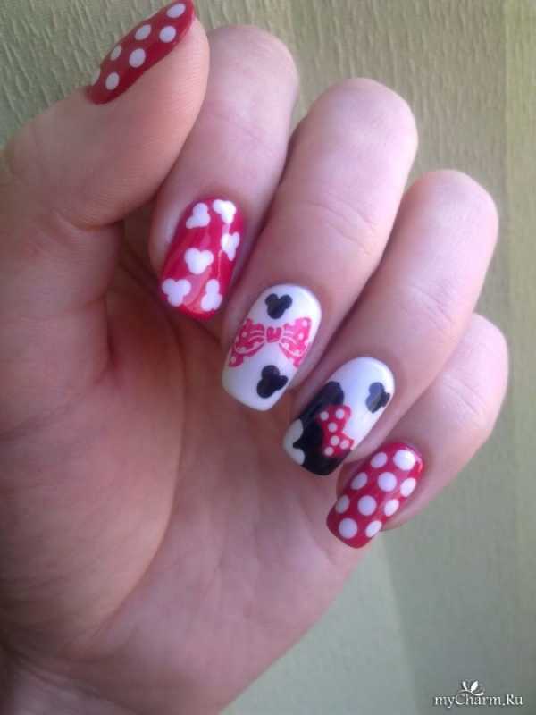 Маникюр горошек с бантиком