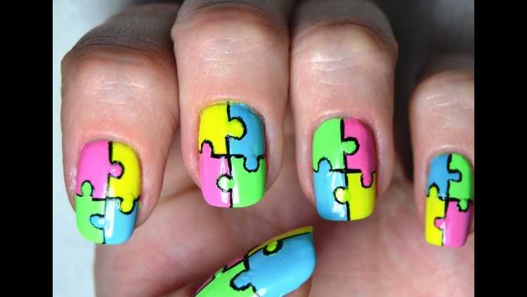 Пазлы на ногтях