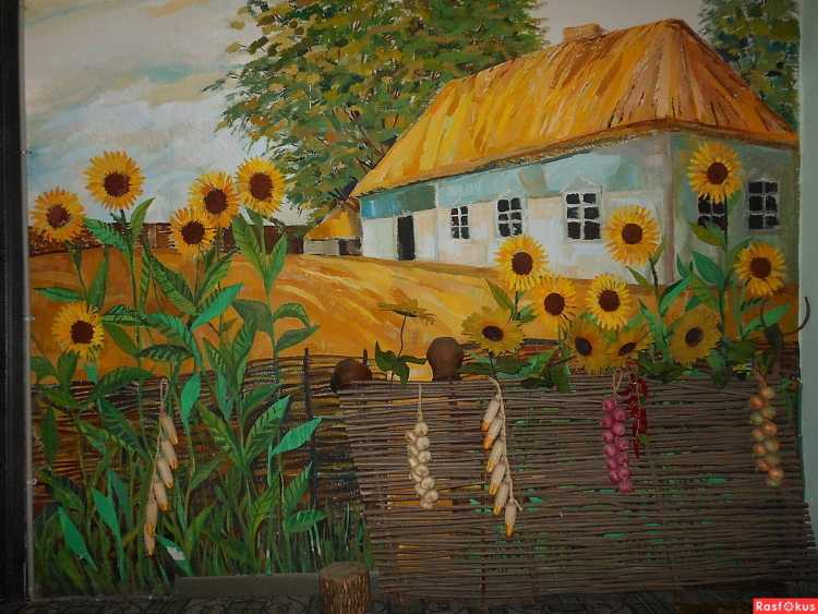 Плетень с подсолнухами