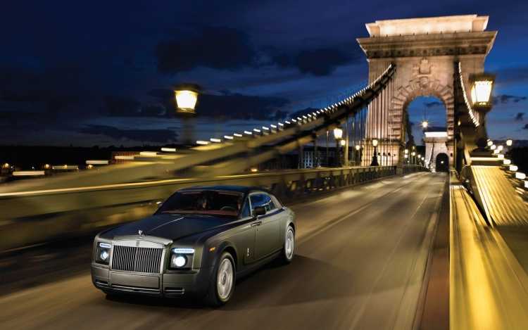 Rolls Royce Phantom Coupe 2021
