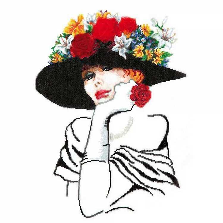 Девушка в шляпе