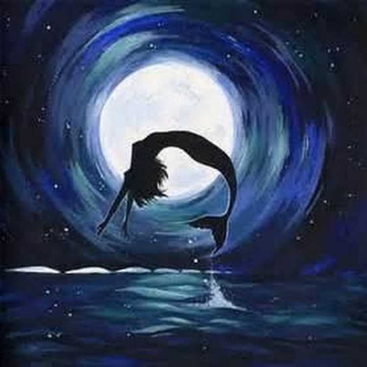 Луна красками