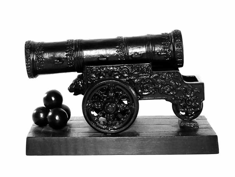 Андреем Чоховым царь пушки