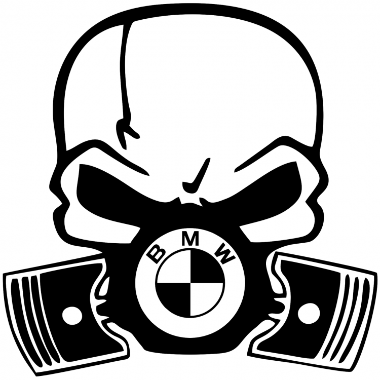 Значок БМВ С черепом