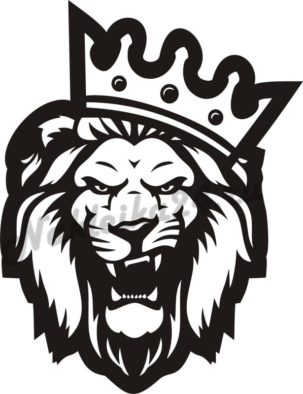 Лев с короной на голове