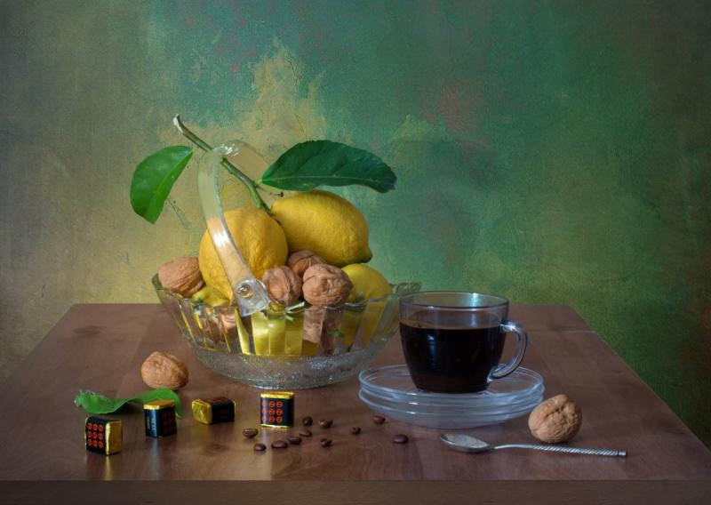 Натюрморт с лимонами фото