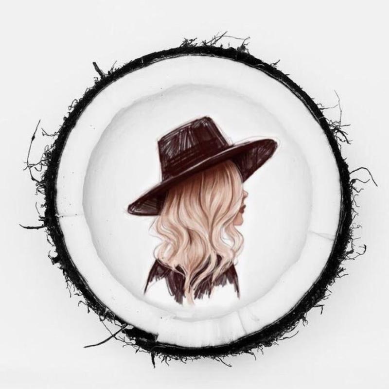 Картина девушка в шляпе