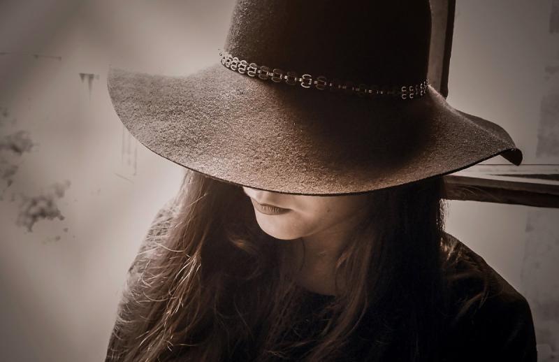 Силуэт незнакомки