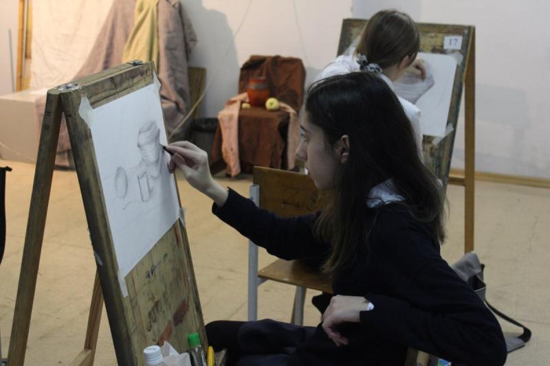 Абитуриент художник