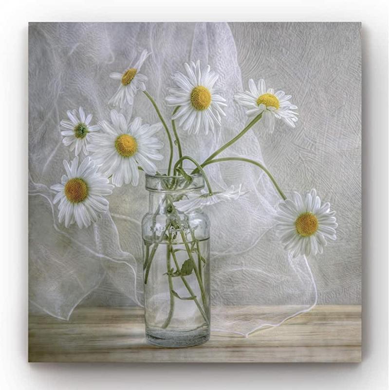 Ромашки в корзине