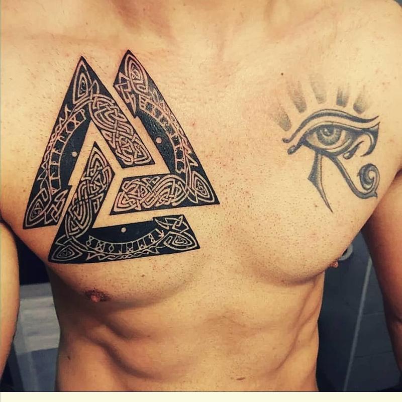 Рунический круг Футарка