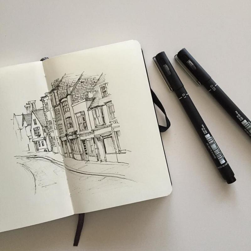Скетчи черной ручкой