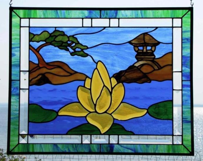 Витражи на стекле простые