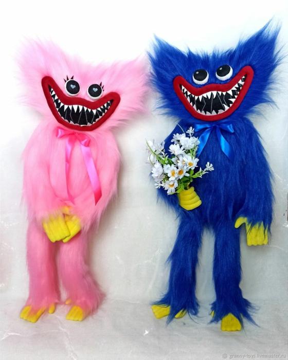 Кисси Мисси раскраска